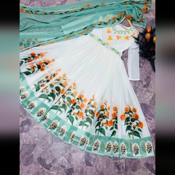 🪔 ANARKALI STYLE GOWN WITH DUPATTA  ( STOLE) - Picture 7 of 8